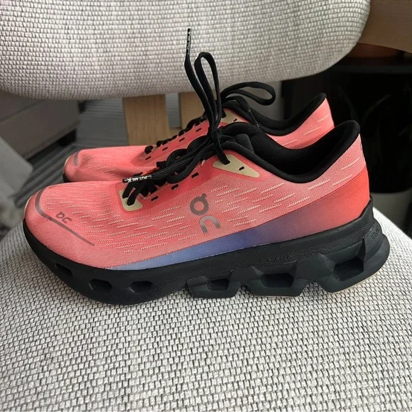 On Cloud Running Cloudspark Sneakers Running Workout Shoes in Flame / Black - Picture 4 of 9